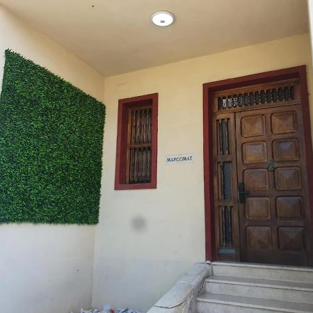 Ommi Hostel سانت جوليان المظهر الخارجي الصورة