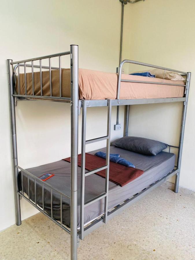 Ommi Hostel سانت جوليان المظهر الخارجي الصورة