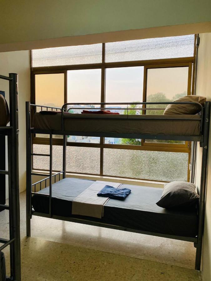 Ommi Hostel سانت جوليان المظهر الخارجي الصورة