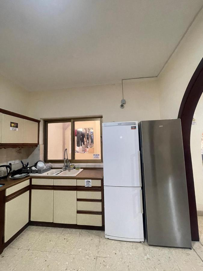 Ommi Hostel سانت جوليان المظهر الخارجي الصورة